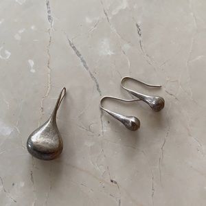 Sterling silver pendant and drop earring set